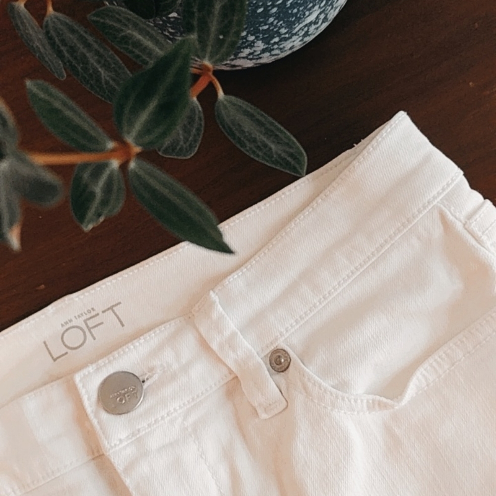 NWOT| LOFT mini skirt! Perfect for FALL🍁